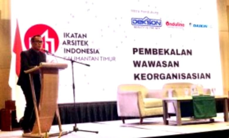Ar. Wahyullah Bandung