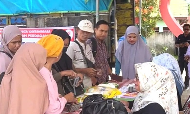 operasi pasar murah disperindag kukar