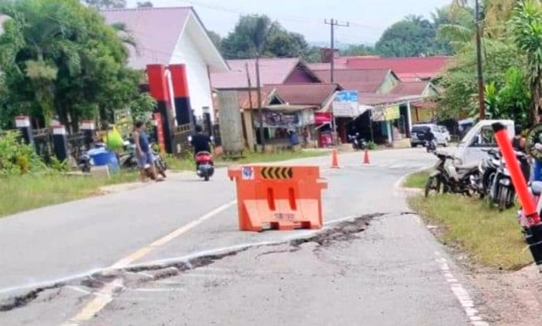 longsor tanah batuah