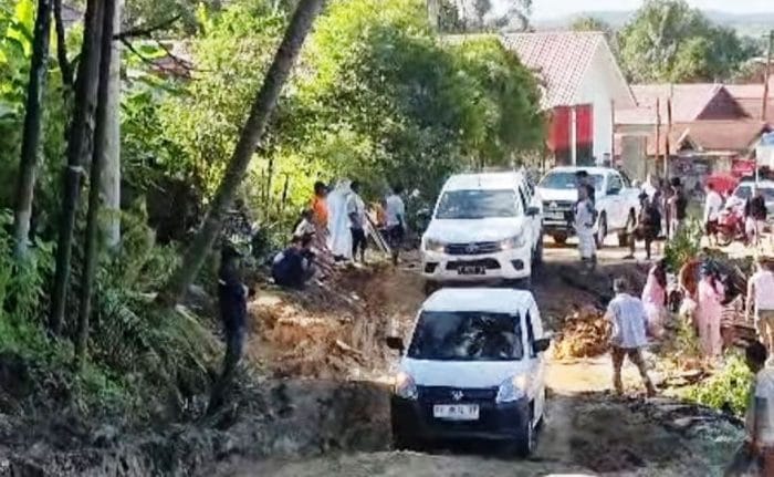 penanganan longsor batuah kukar