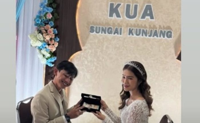 Yono Bakrie menikah di KUA