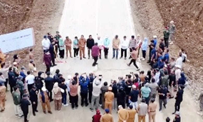 Jalan Tering Ujoh Bilang