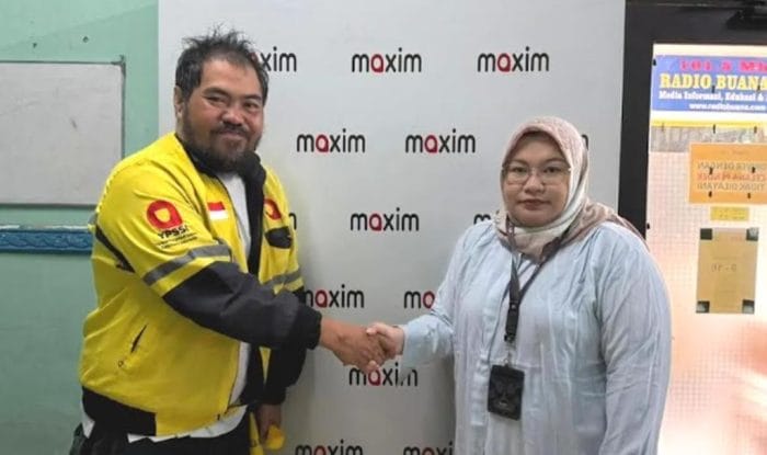 bonus hari raya maxim