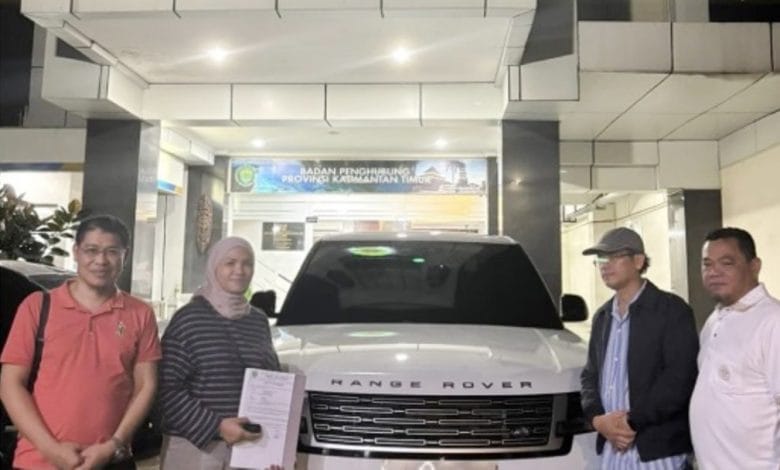 pengembalian mobil dinas Kaltim