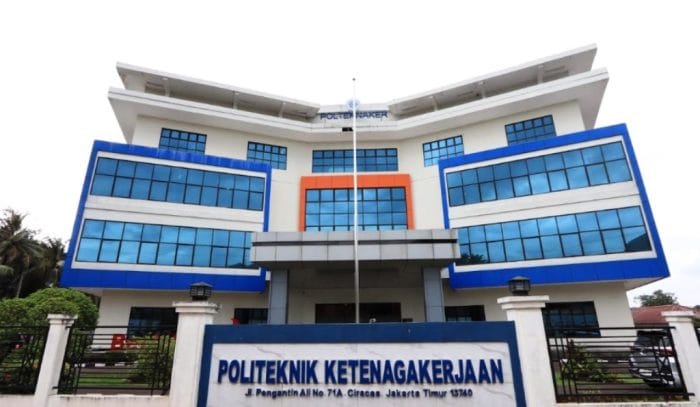 Mahasiswa Polteknaker