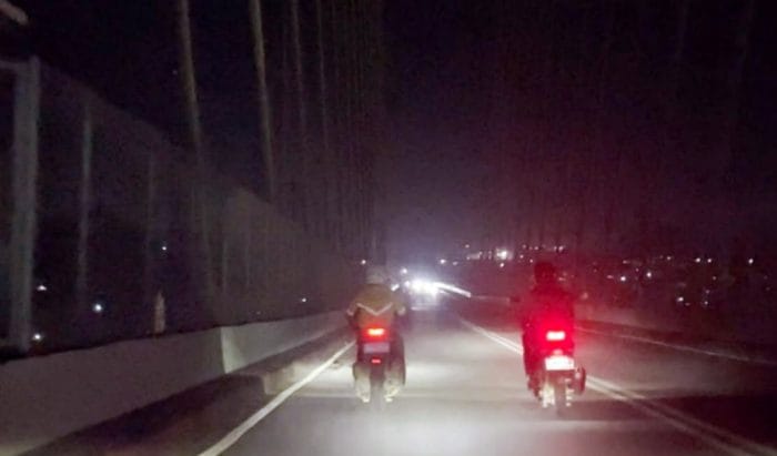 Jembatan Achmad Amins