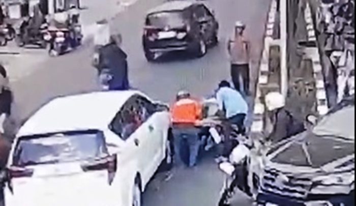 polisi dipukul Samarinda